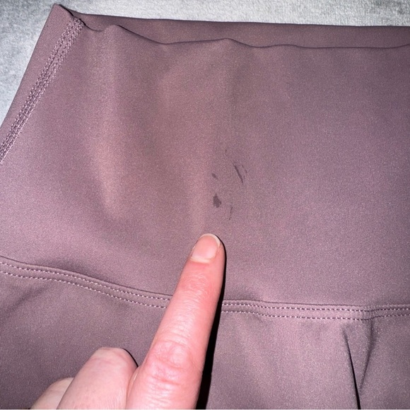 Lululemon Bike Short 6” Size 2 - Picture 5 of 6